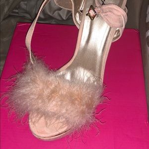 Qupid pink fuzzy tie Heels